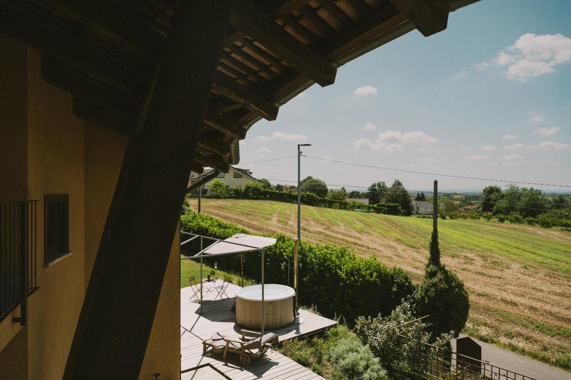 Bed and Breakfast Casa Kiko Pecetto Exterior foto